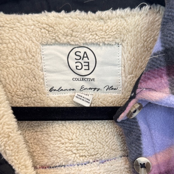 Plaid Sherpa-Lined Jacket - Picture 2 of 7